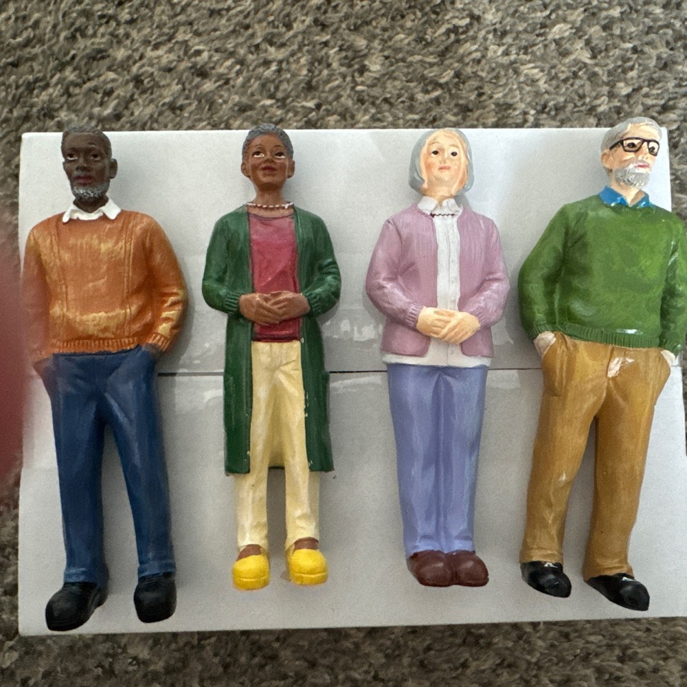 Lakeshore Community People Figures. Lot Of 4